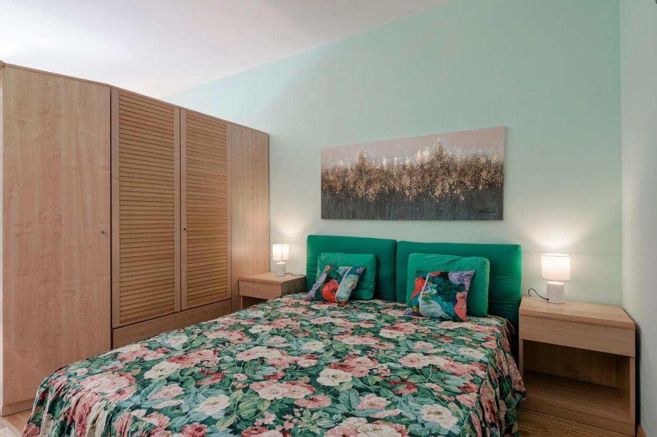Azzurra Suite - Monolocale Con Piscina E Wifi Sirmione Exteriör bild